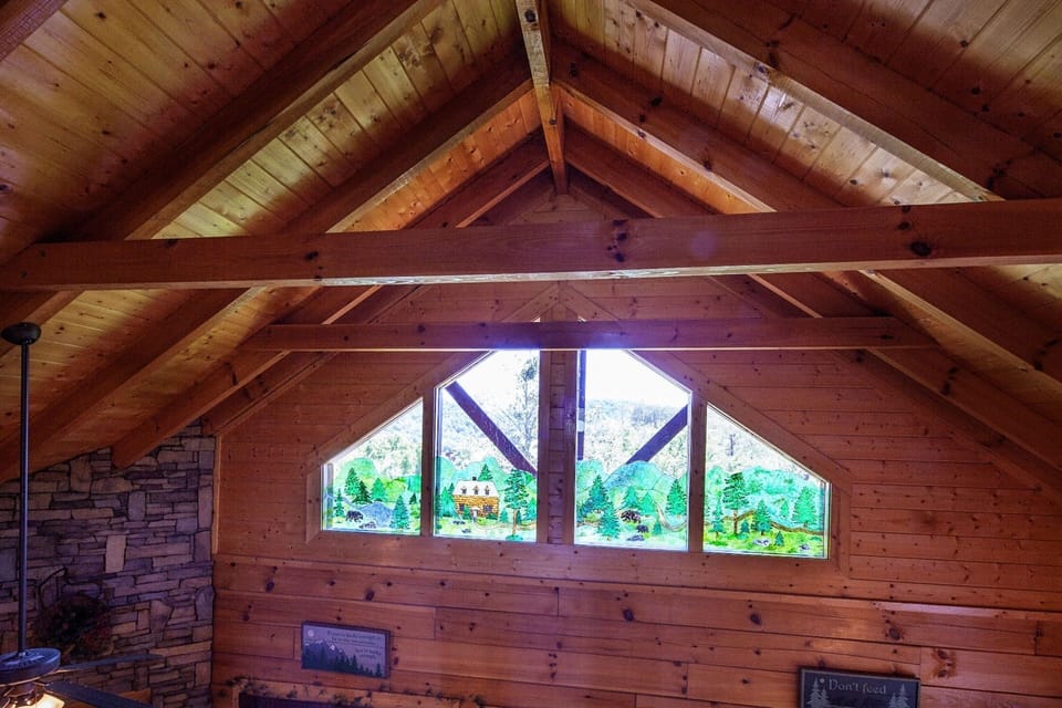 Cabin, 4 Bedrooms | Interior