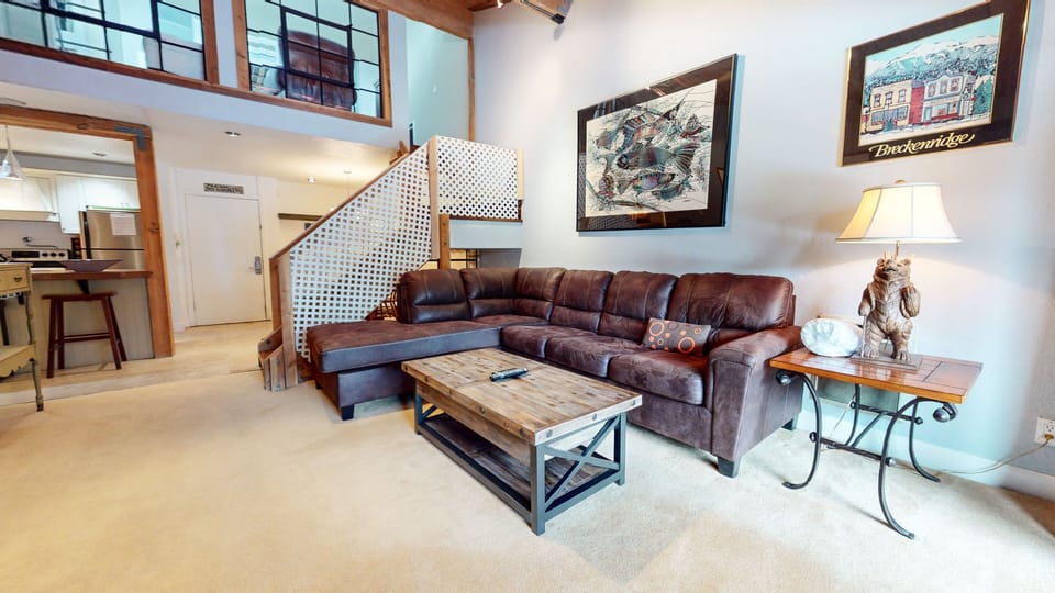 Condo, 2 Bedrooms | Living area | Smart TV