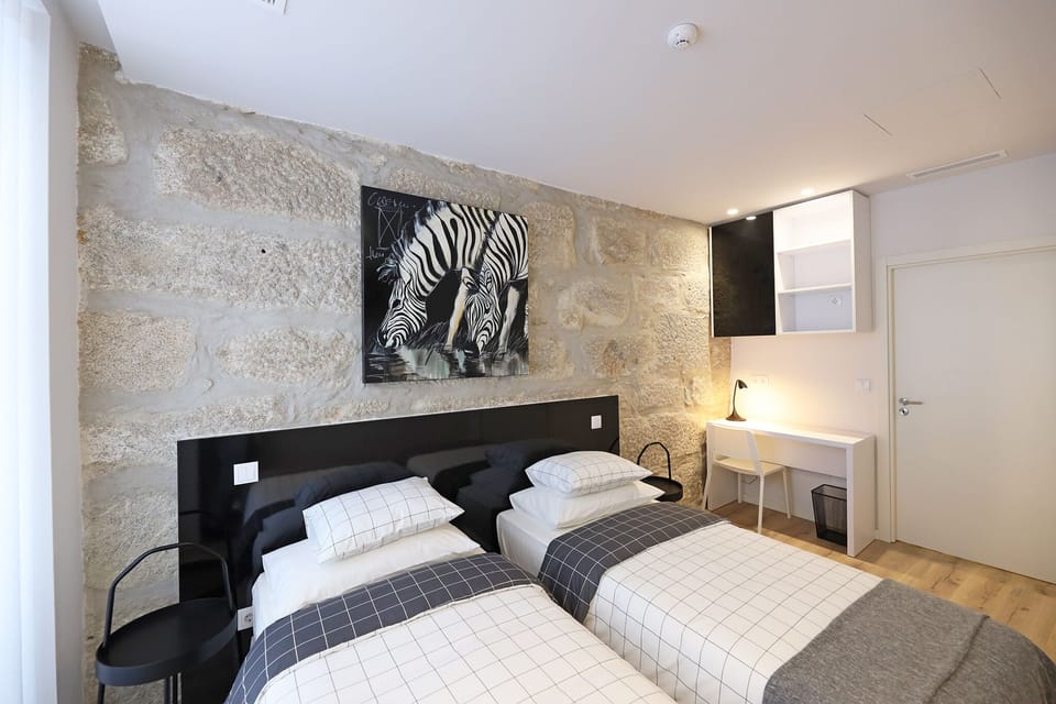 City Twin Room | Desk, free WiFi