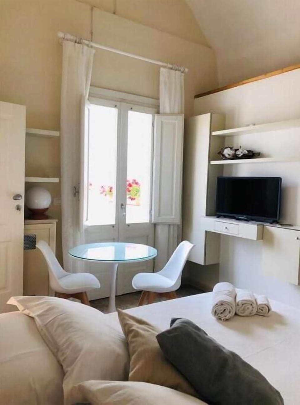 Double Room | Premium bedding, down comforters, pillowtop beds, minibar