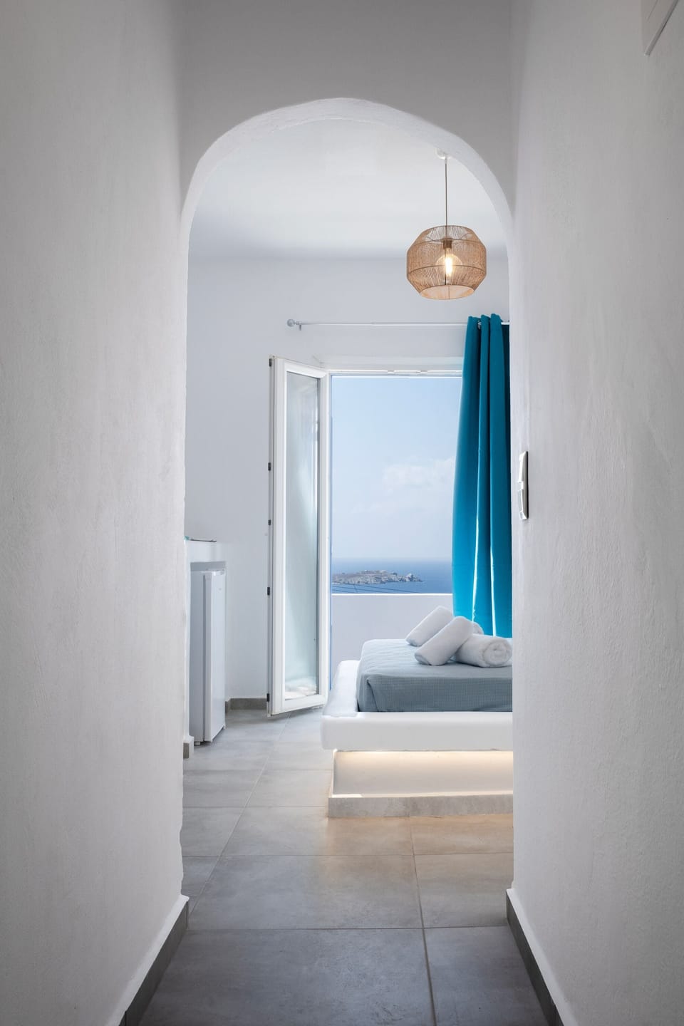 Deluxe Suite | Frette Italian sheets, premium bedding, in-room safe, soundproofing