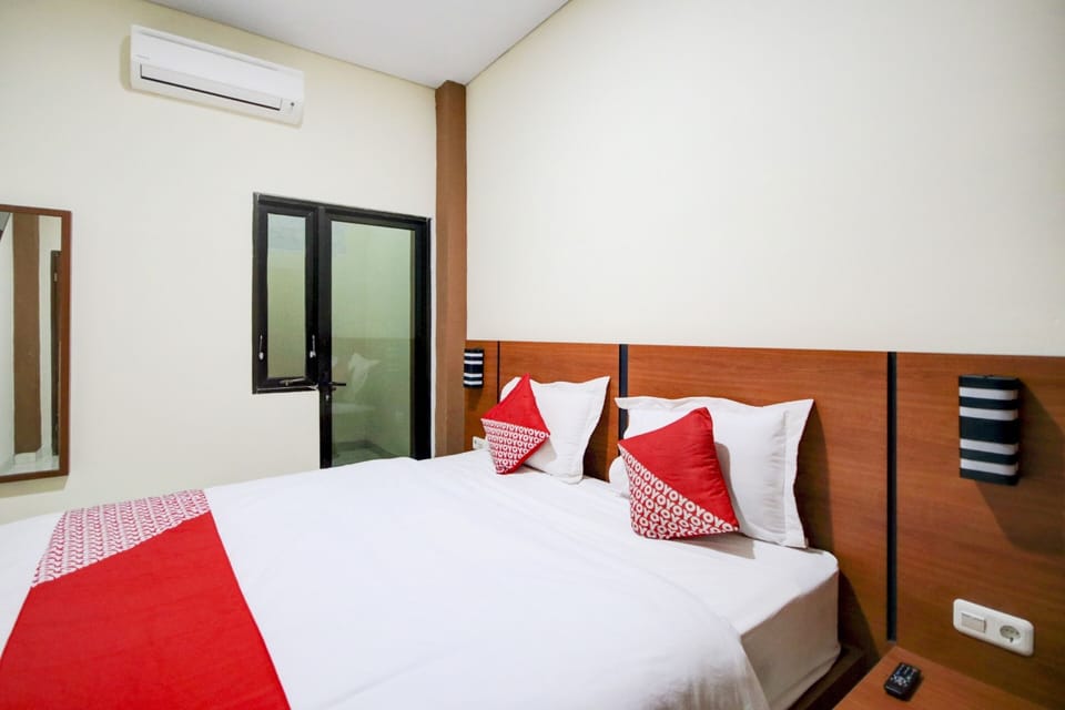 Deluxe Double Room | Premium bedding, WiFi (free), bed sheets