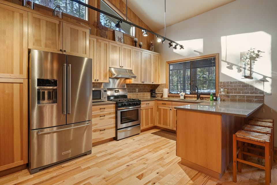 House, 3 Bedrooms | Private kitchen | Fridge, oven, coffee/tea maker, toaster