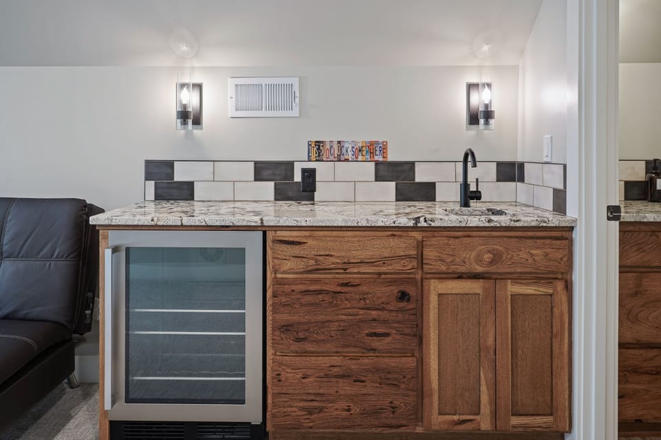 House, 4 Bedrooms | Interior