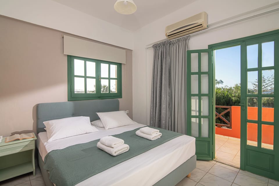 1 bedroom, free WiFi, bed sheets