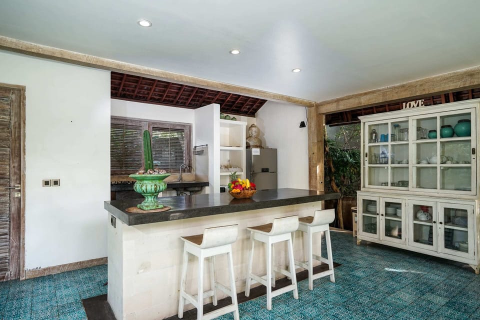 Basic Villa, Multiple Beds | Private kitchen | Fridge, microwave, stovetop, electric kettle