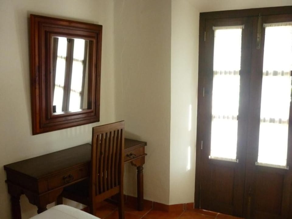 In-room safe, iron/ironing board, free WiFi, bed sheets