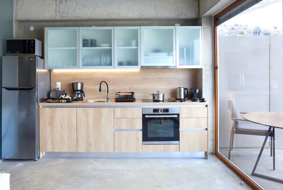 Basic Villa | Private kitchen | Fridge, oven, stovetop, dishwasher