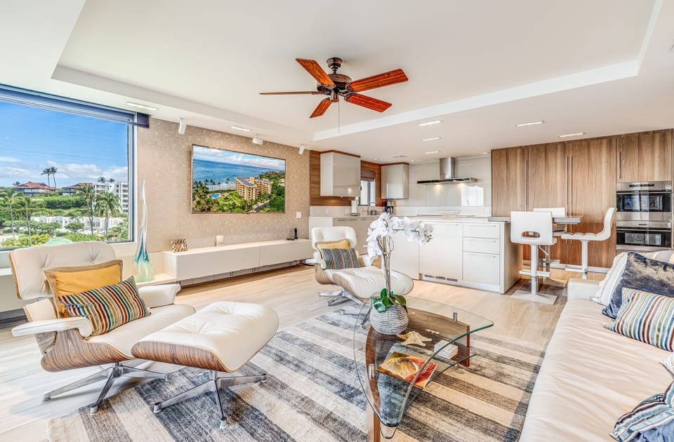 Condo, 2 Bedrooms | Living area | Smart TV