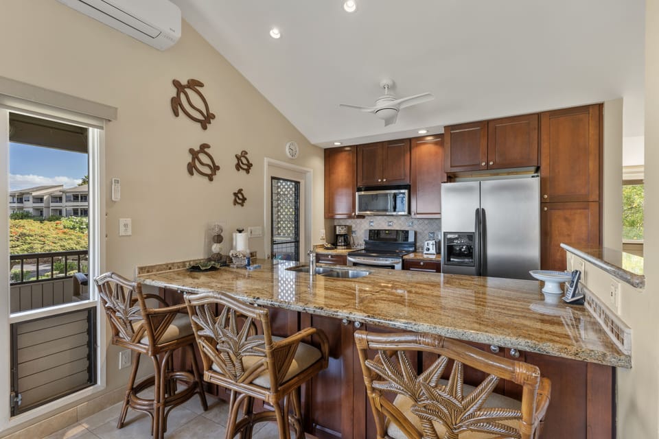 Condo, 2 Bedrooms | Private kitchen | Coffee/tea maker, fridge, oven, toaster