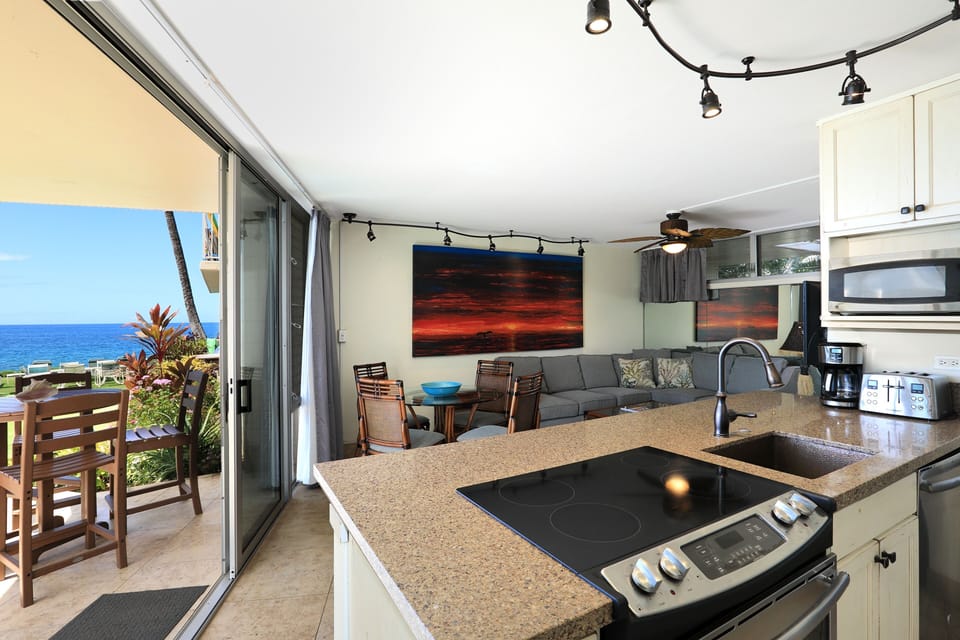 Condo, 2 Bedrooms | Private kitchen | Coffee/tea maker, fridge, oven, toaster