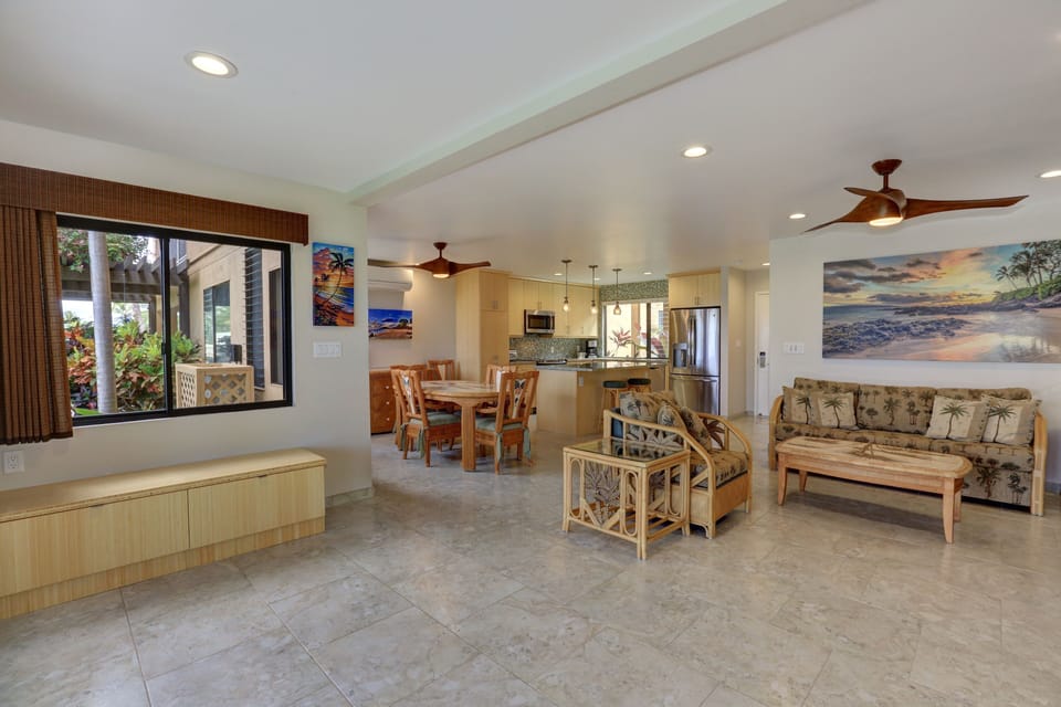 Condo, 1 Bedroom | Living area | Smart TV