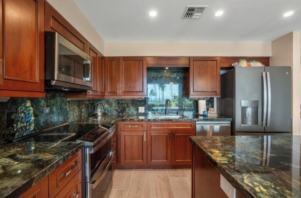 Condo, 2 Bedrooms | Private kitchen | Coffee/tea maker, fridge, oven, toaster