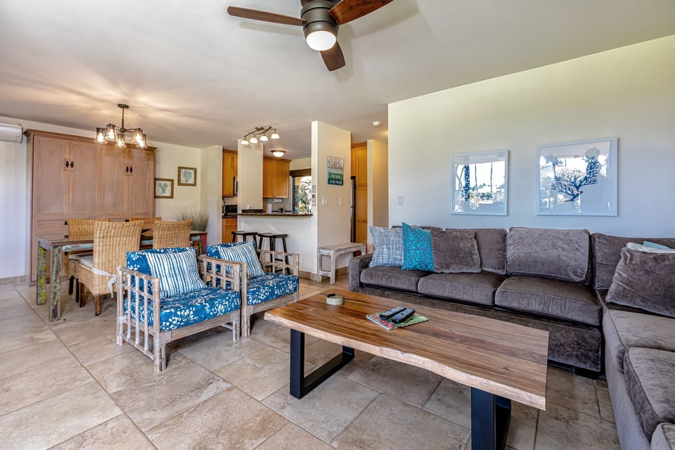 Condo, 1 Bedroom | Living area | Smart TV