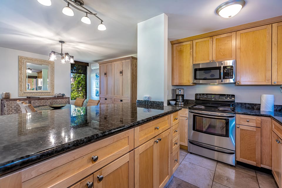 Condo, 1 Bedroom | Private kitchen | Coffee/tea maker, fridge, oven, toaster