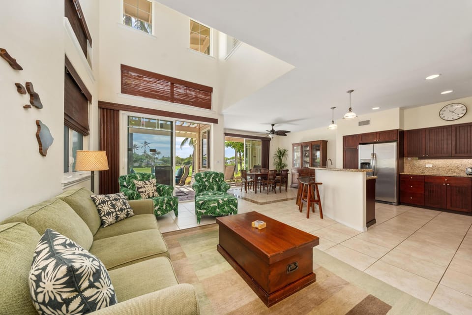 Condo, 3 Bedrooms | Living area | Smart TV