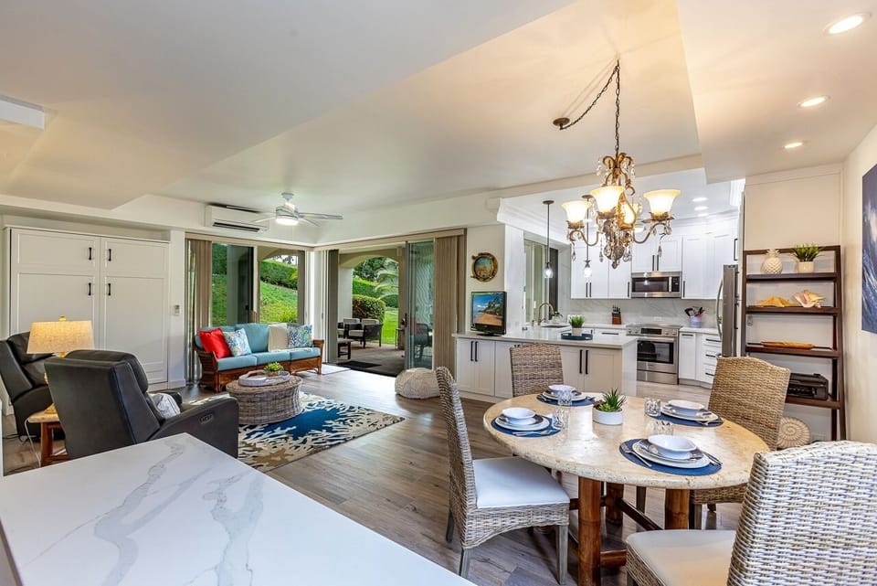 Condo, 1 Bedroom | Interior