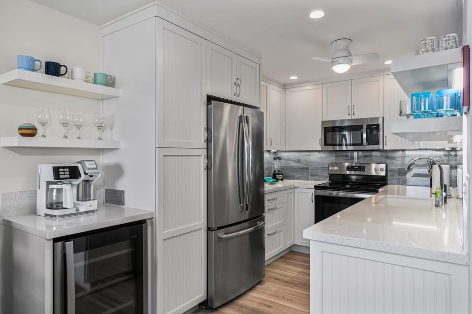 Condo, 2 Bedrooms | Private kitchen | Coffee/tea maker, fridge, oven, toaster