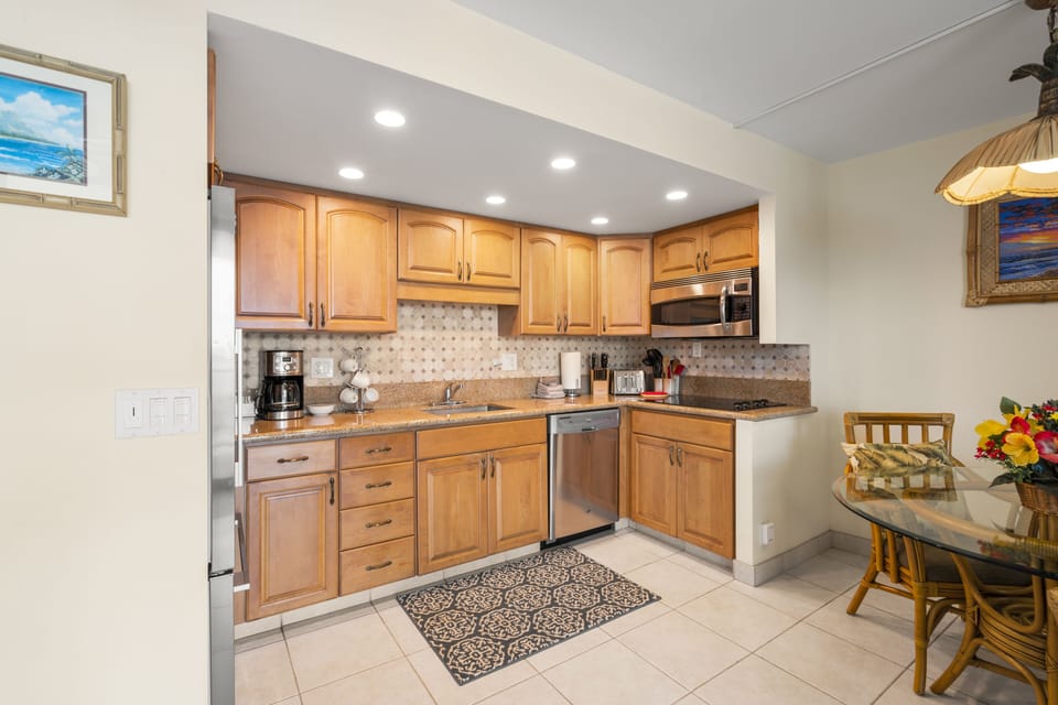 Condo, 1 Bedroom | Private kitchen | Coffee/tea maker, fridge, toaster