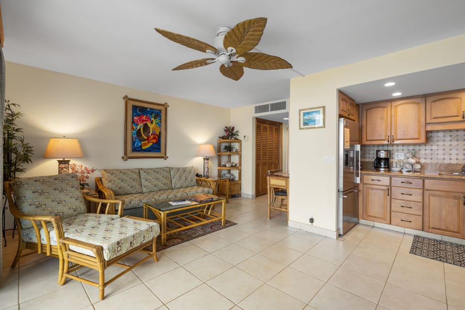 Condo, 1 Bedroom | Living area