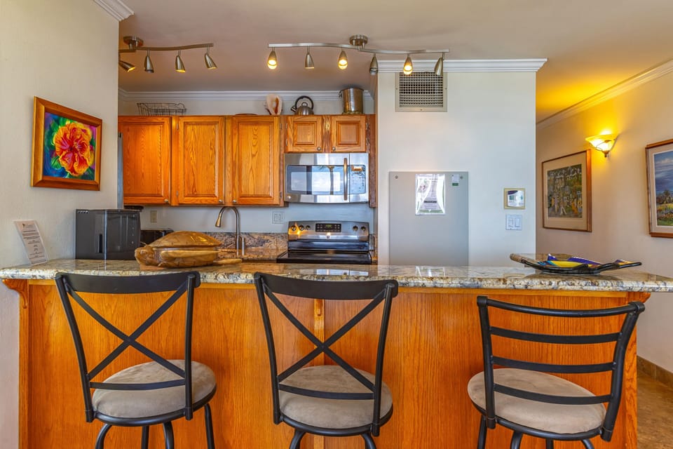 Condo, 1 Bedroom | Private kitchen | Coffee/tea maker, fridge, oven, toaster