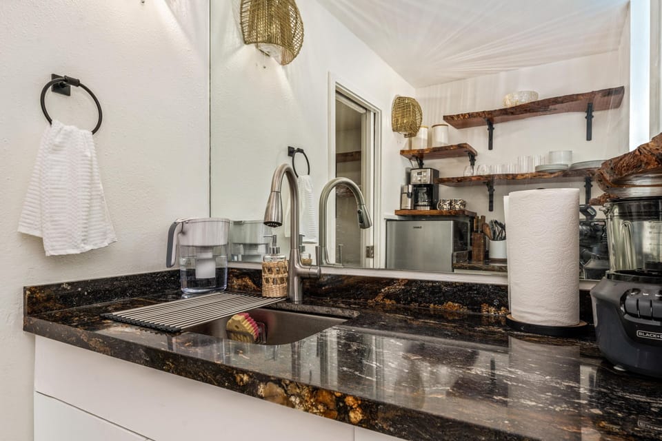 Condo, 1 Bedroom | Private kitchen | Fridge, coffee/tea maker, toaster, cookware/dishes/utensils