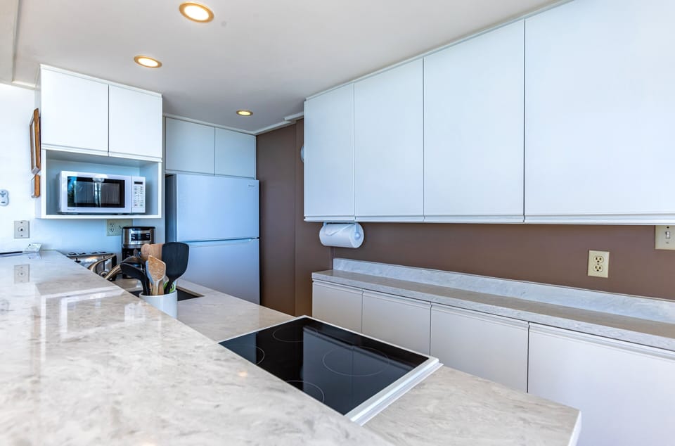 Condo, 2 Bedrooms | Private kitchen | Coffee/tea maker, fridge, oven, toaster