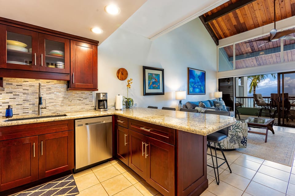 Condo, 2 Bedrooms | Interior