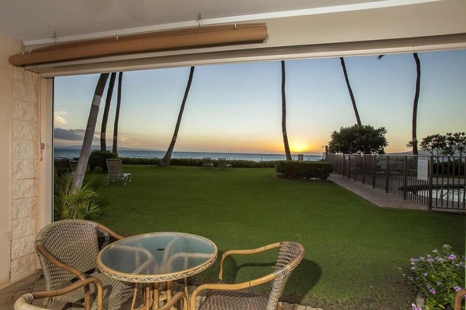 Condo, 2 Bedrooms | Property grounds