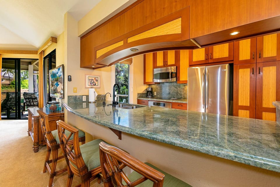 Condo, 3 Bedrooms | Private kitchen