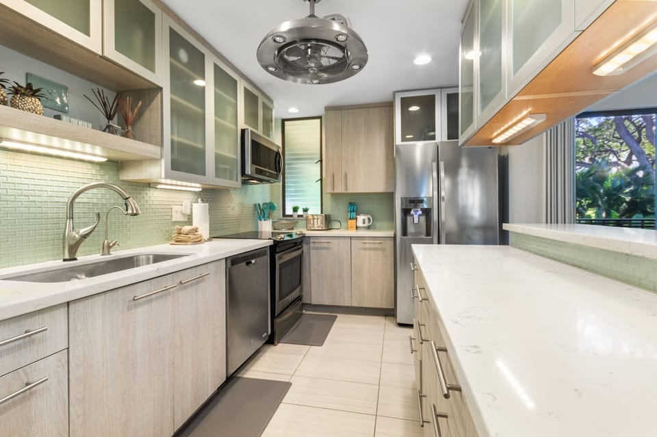 Condo, 2 Bedrooms | Private kitchen | Coffee/tea maker, fridge, oven, toaster