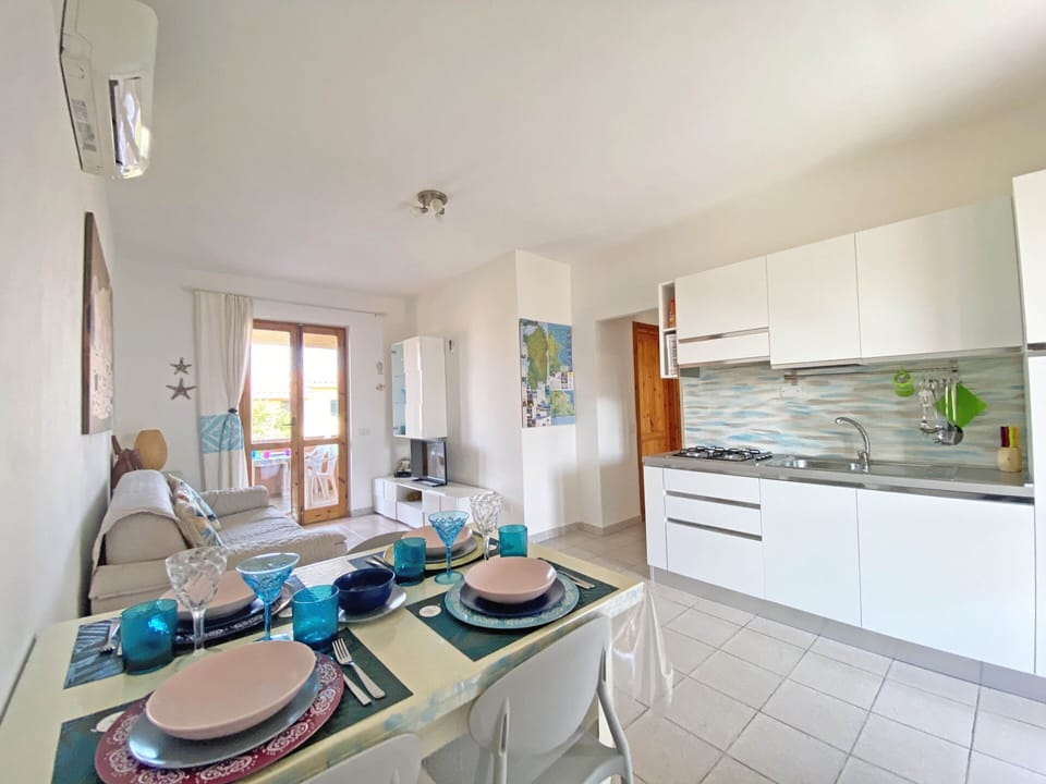 32-inch LED TV with satellite channels, TV, toys