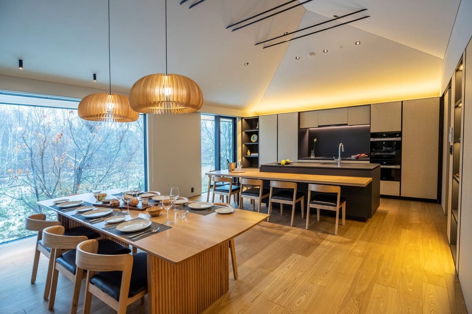 Luxury Chalet | Living area | Flat-screen TV