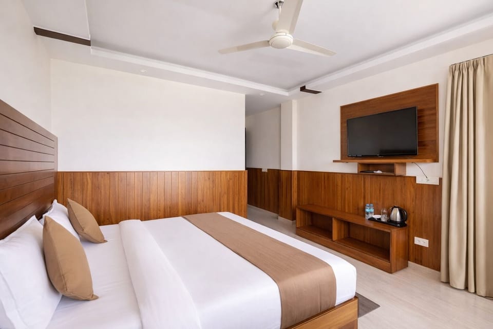 Deluxe Room | Free WiFi, bed sheets