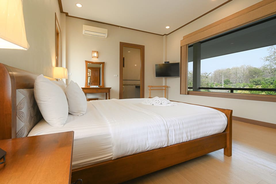 Villa Three Bedroom Japanese | WiFi (free), bed sheets