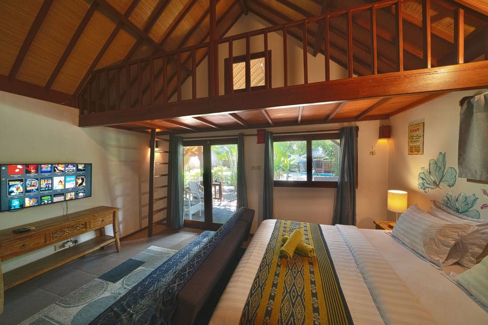Family Room, 1 Bedroom | Premium bedding, memory foam beds, desk, laptop workspace