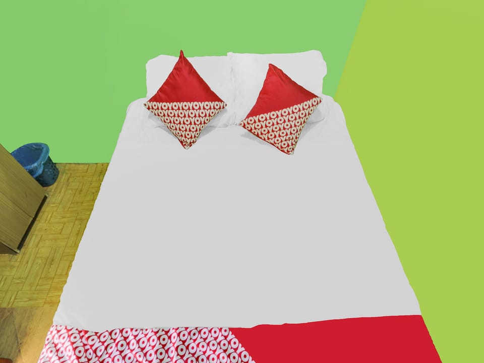 Basic Double Room | WiFi (free), bed sheets