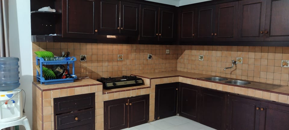 Shared kitchen facilities