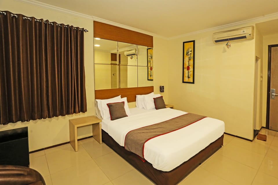 Deluxe Double Room | Free WiFi, bed sheets