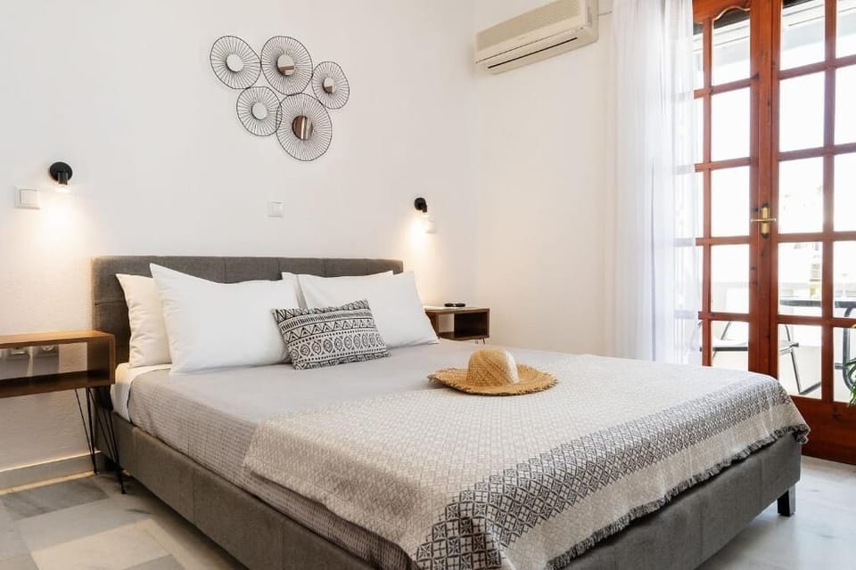 Family Apartment | Desk, blackout drapes, soundproofing, iron/ironing board