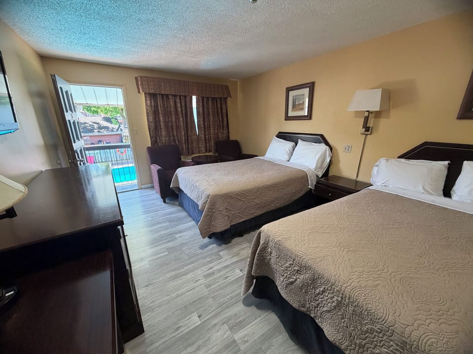 Standard Double Room, 2 Double Beds, Non Smoking | Desk, free WiFi, bed sheets