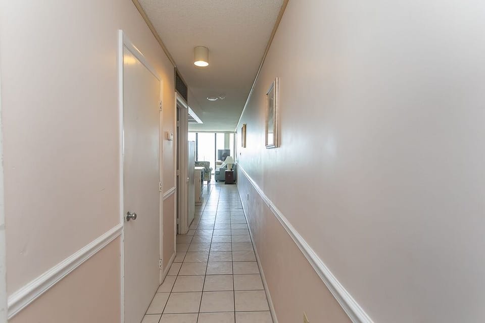 Condo, 2 Bedrooms | Interior