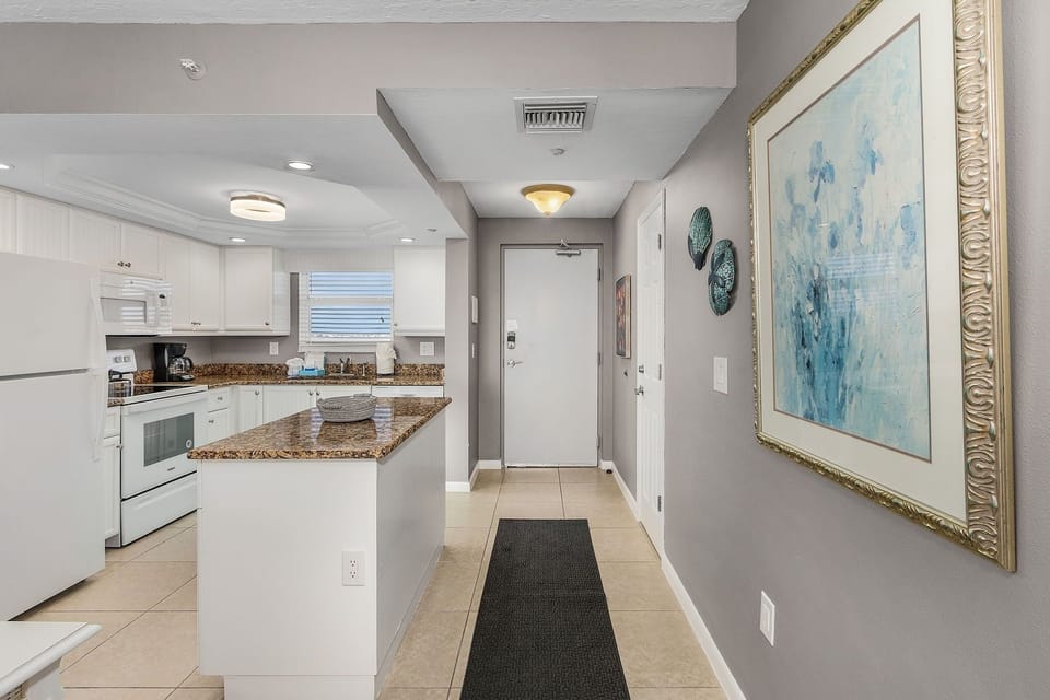 Condo, 2 Bedrooms | Private kitchen | Coffee/tea maker, fridge, oven, toaster