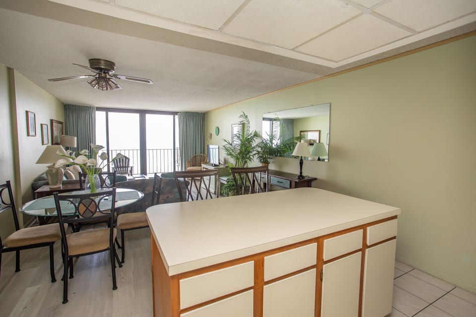 Condo, 1 Bedroom | Interior
