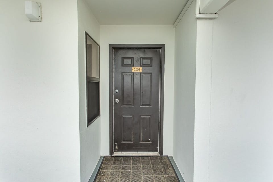 Condo, 2 Bedrooms | Interior