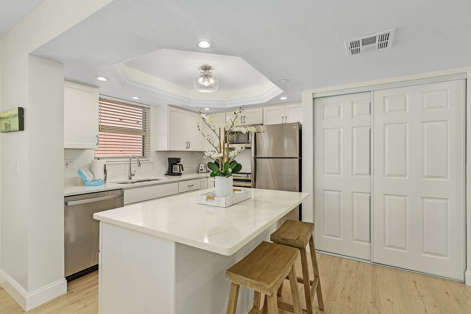 Condo, 2 Bedrooms | Private kitchen | Coffee/tea maker, fridge, oven, toaster