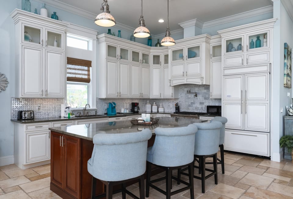 House, 5 Bedrooms | Private kitchen | Coffee/tea maker, fridge, oven, toaster