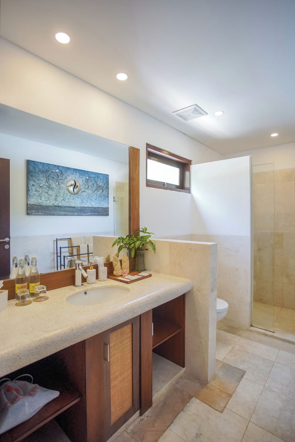 Junior Suite (Adults Only) | Bathroom | Free toiletries, hair dryer, bathrobes, slippers