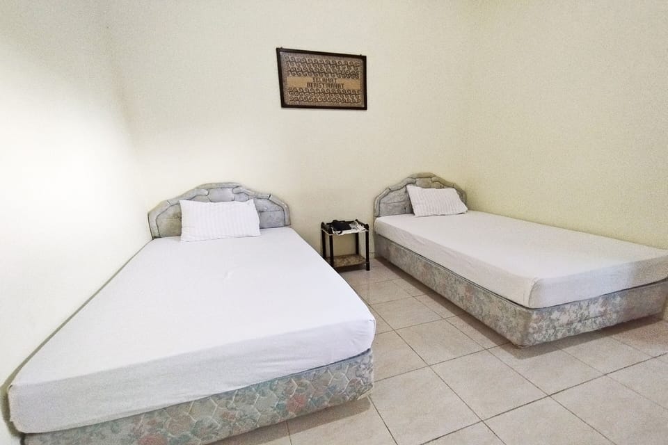 Standard Twin Room | WiFi (free), bed sheets