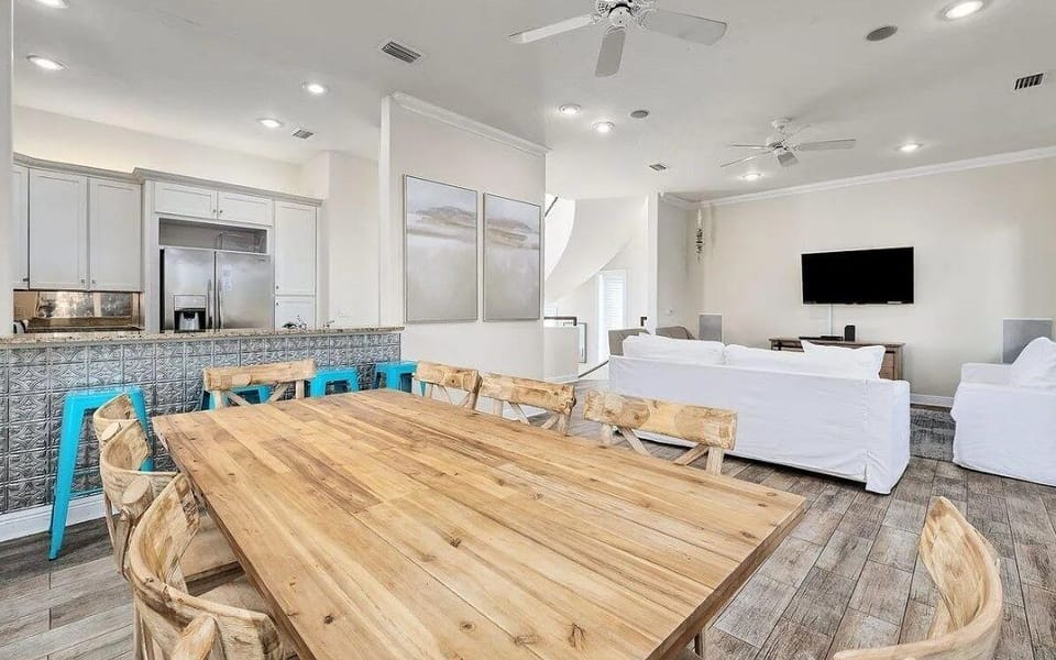 House, 6 Bedrooms | Outdoor dining
